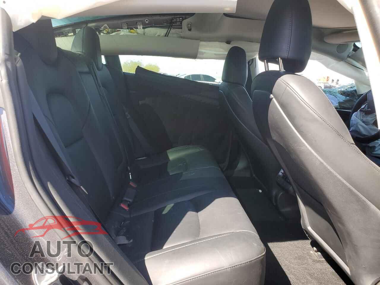 TESLA MODEL 3 2023 - 5YJ3E1EA2PF663104
