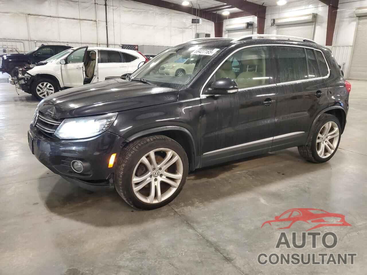 VOLKSWAGEN TIGUAN 2016 - WVGBV7AX0GW559839