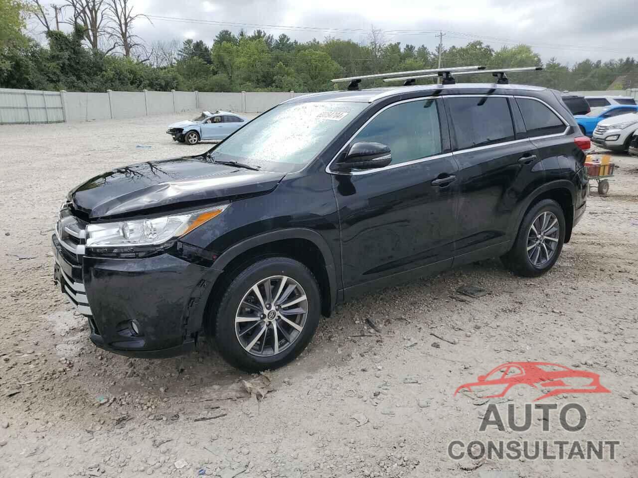 TOYOTA HIGHLANDER 2019 - 5TDJZRFH3KS608400