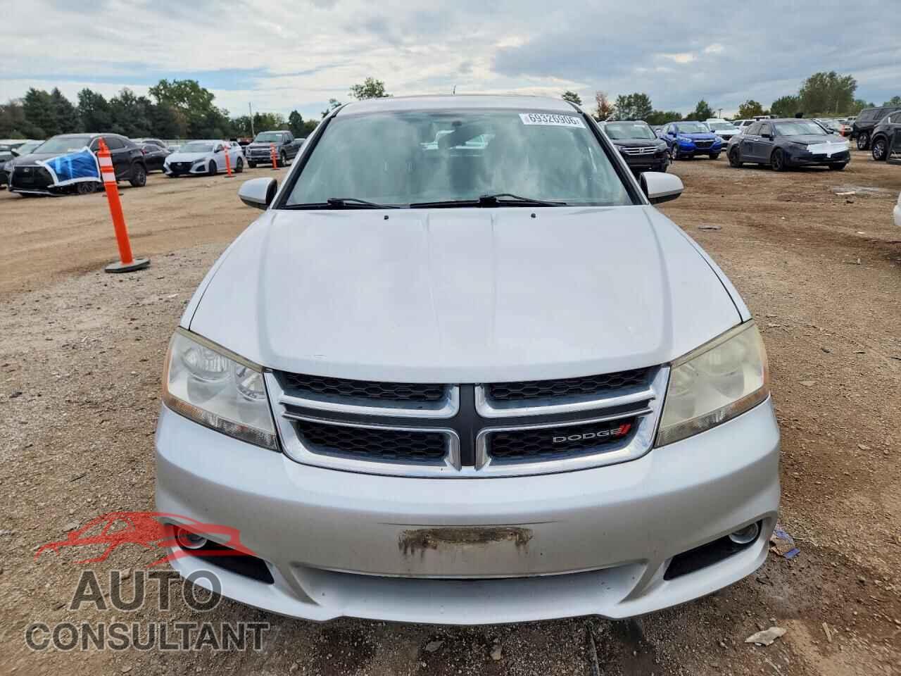 DODGE AVENGER 2011 - 1B3BD1FG8BN590849