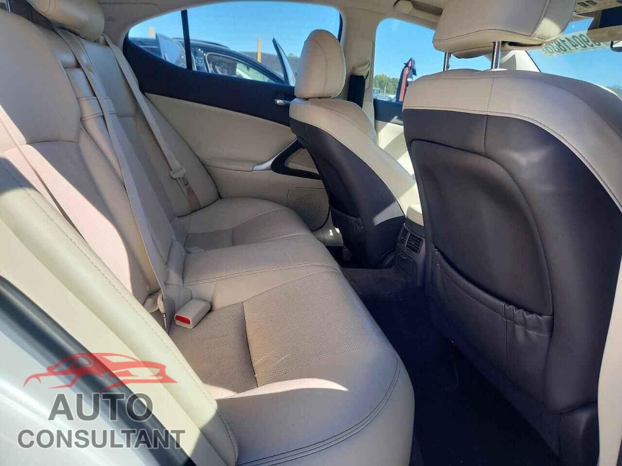 LEXUS IS 2013 - JTHCF5C21D5063802