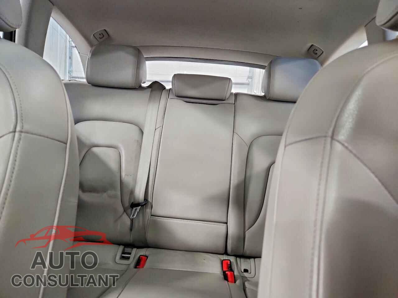 AUDI A4 2012 - WAUWFBFL9CA013296