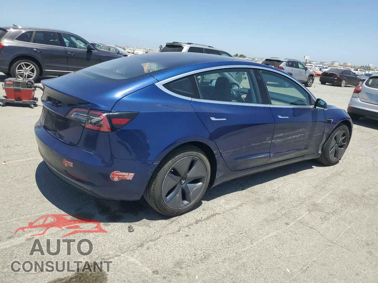 TESLA MODEL 3 2018 - 5YJ3E1EA6JF038437