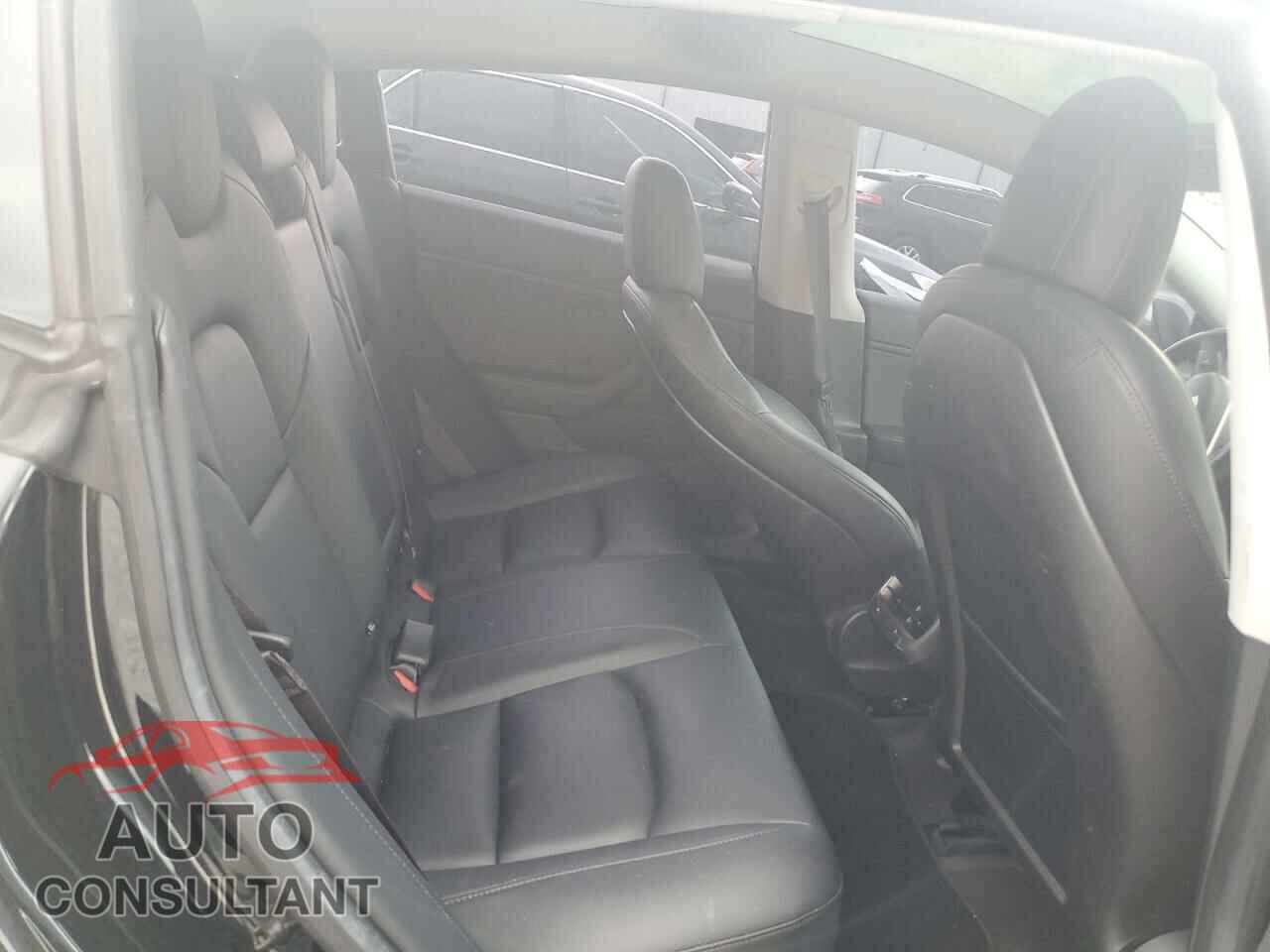 TESLA MODEL 3 2018 - 5YJ3E1EA6JF042116