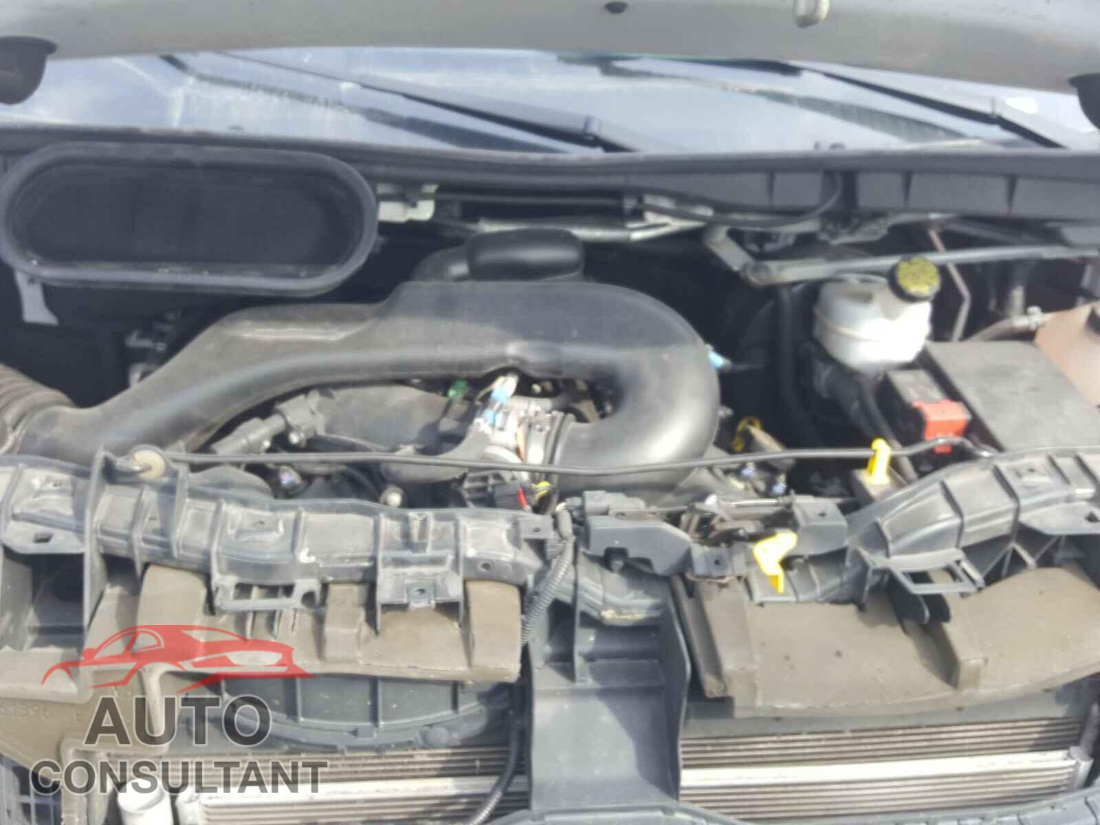 FORD TRANSIT CO 2017 - 1FTYR1ZM7HKA75170