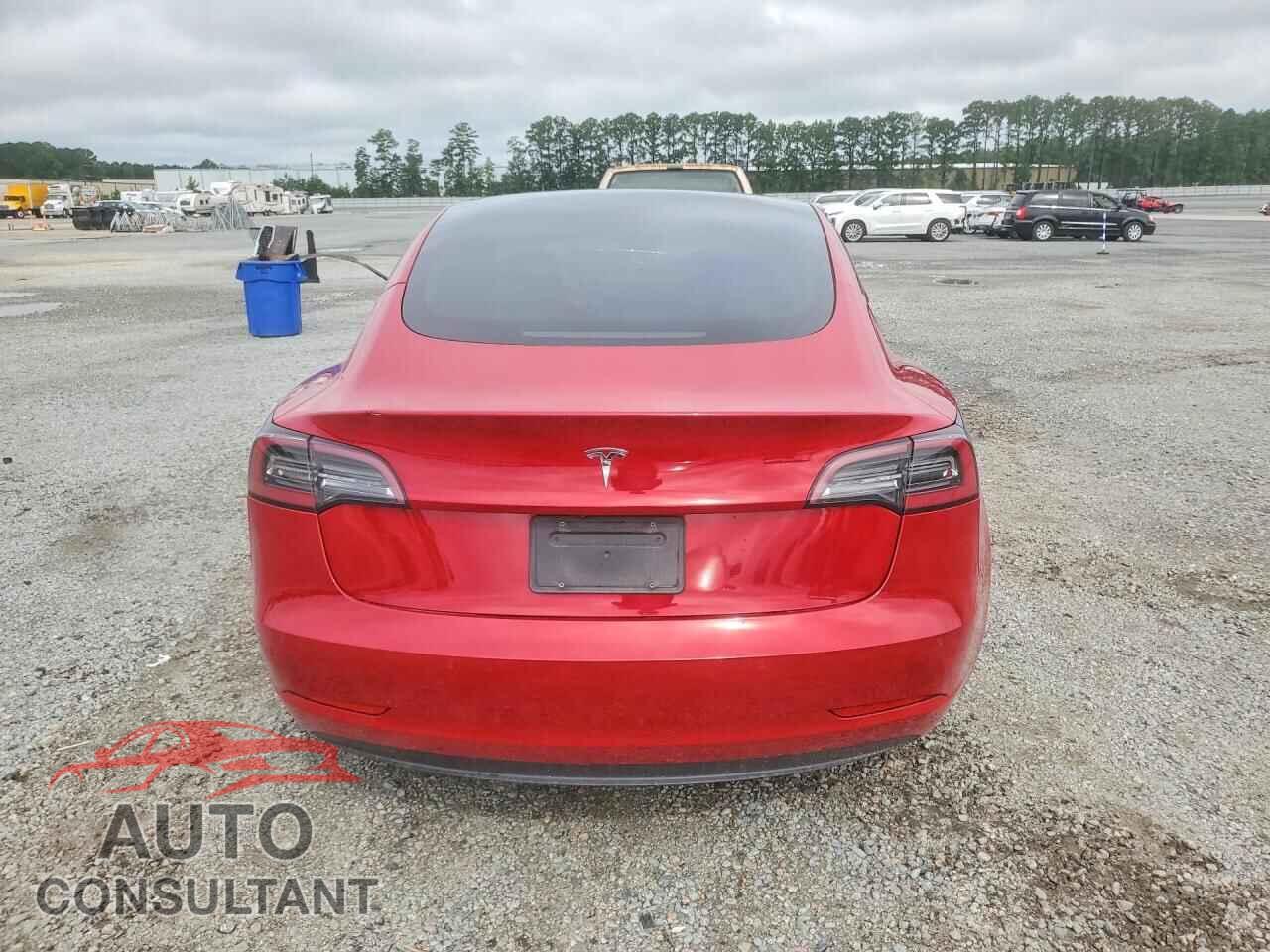 TESLA MODEL 3 2021 - 5YJ3E1EA5MF100964