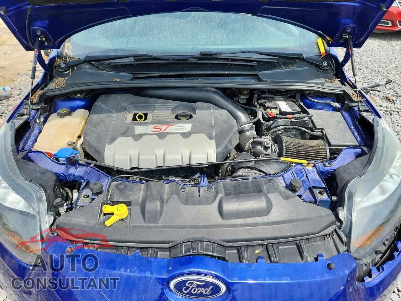 FORD FOCUS 2014 - 1FADP3L90EL166572