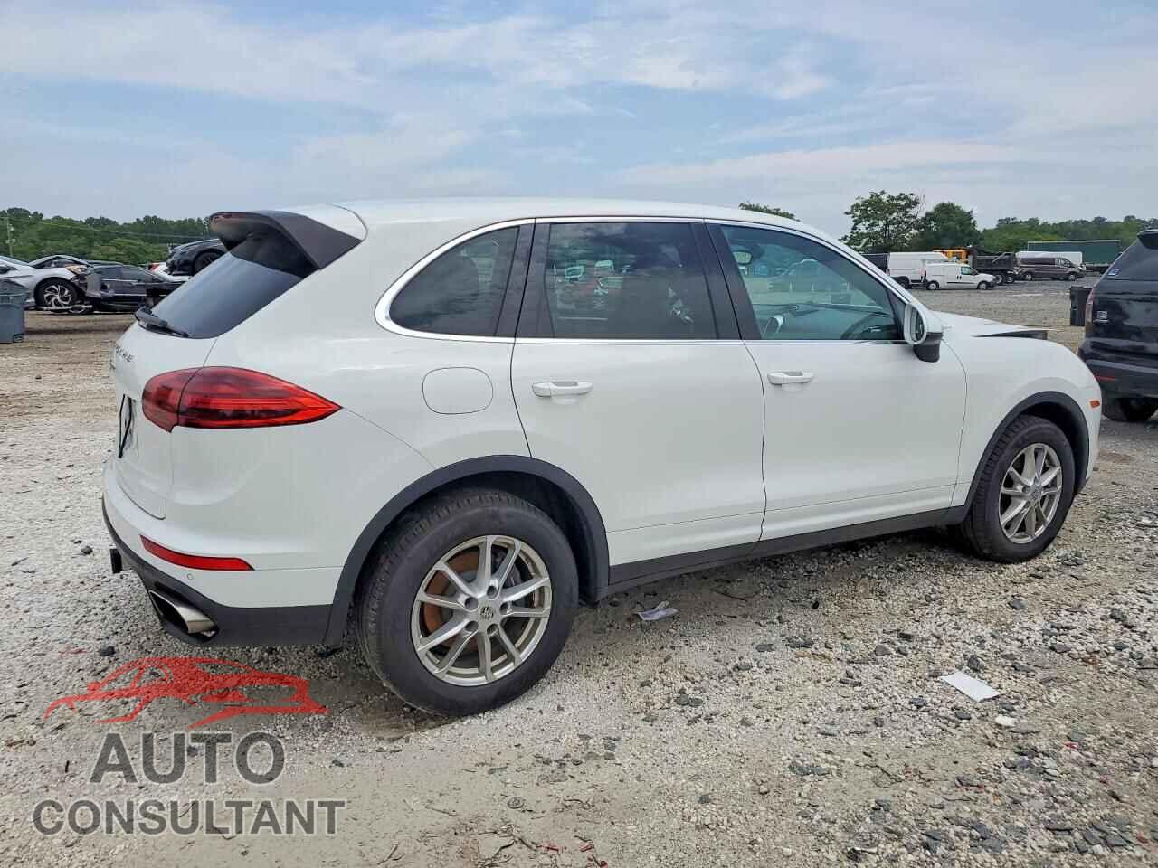 PORSCHE CAYENNE 2016 - WP1AA2A27GLA05264