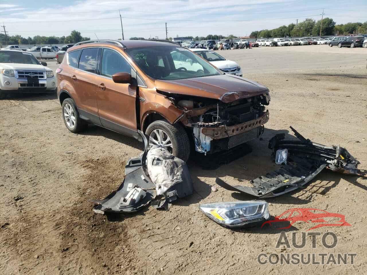 FORD ESCAPE 2017 - 1FMCU9G91HUA65420