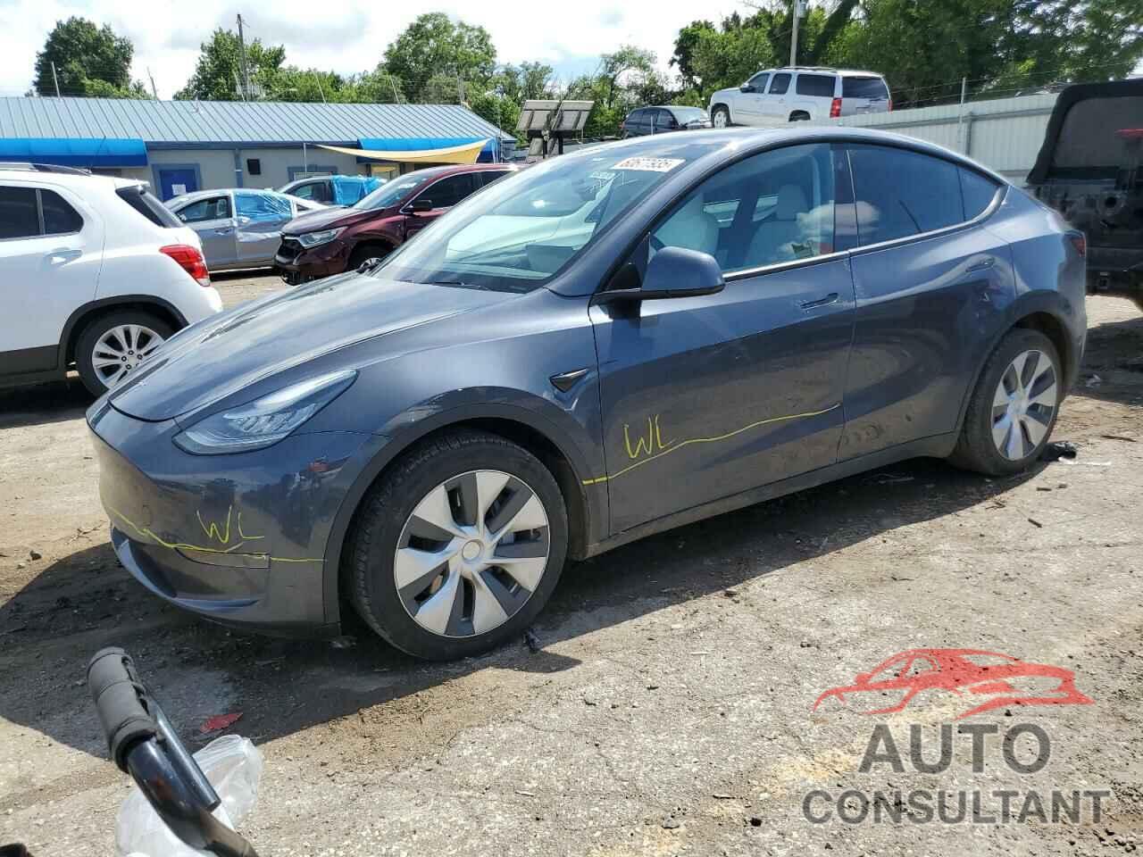 TESLA MODEL Y 2020 - 5YJYGDEE8LF044697