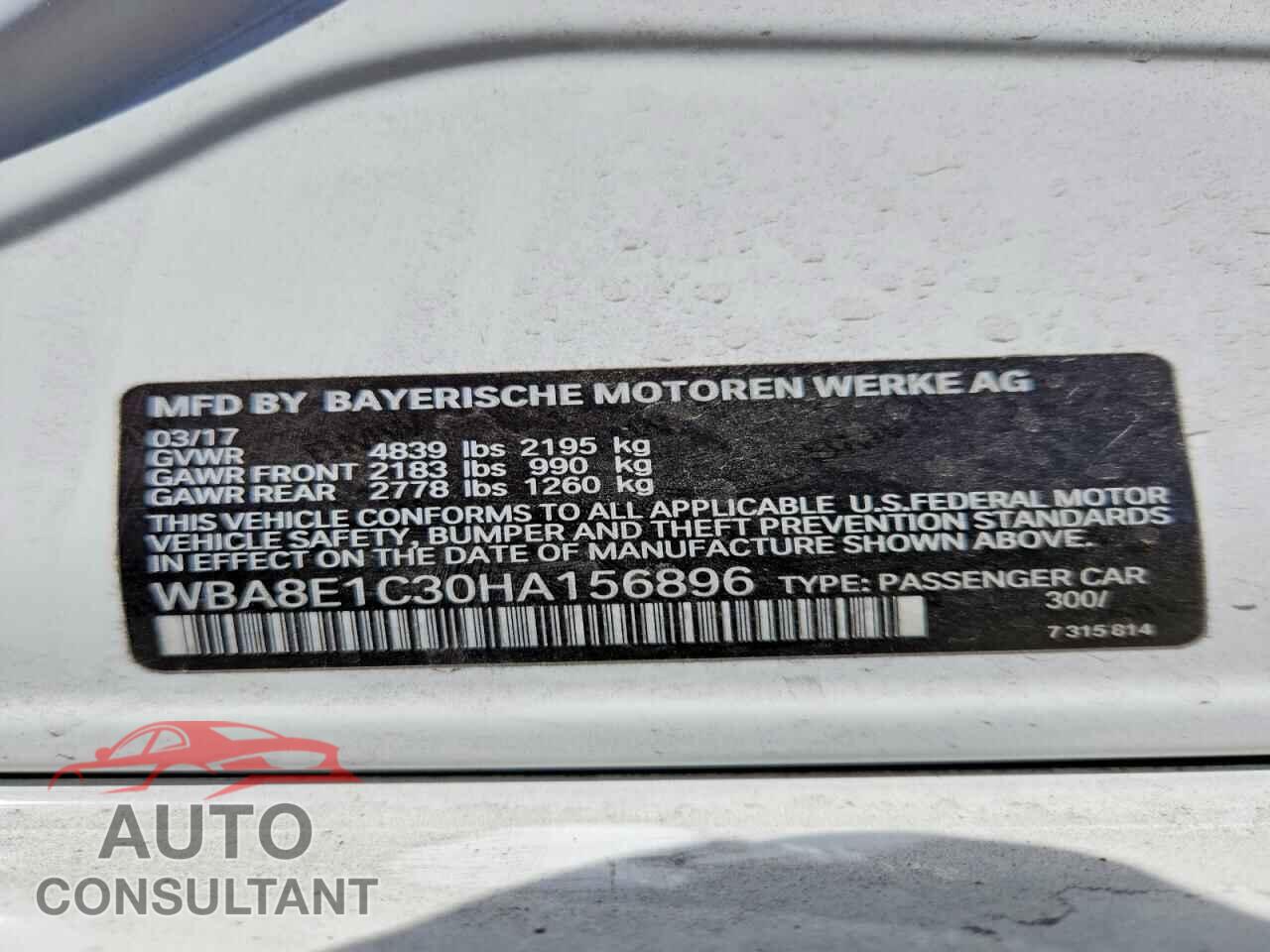 BMW 3 SERIES 2017 - WBA8E1C30HA156896