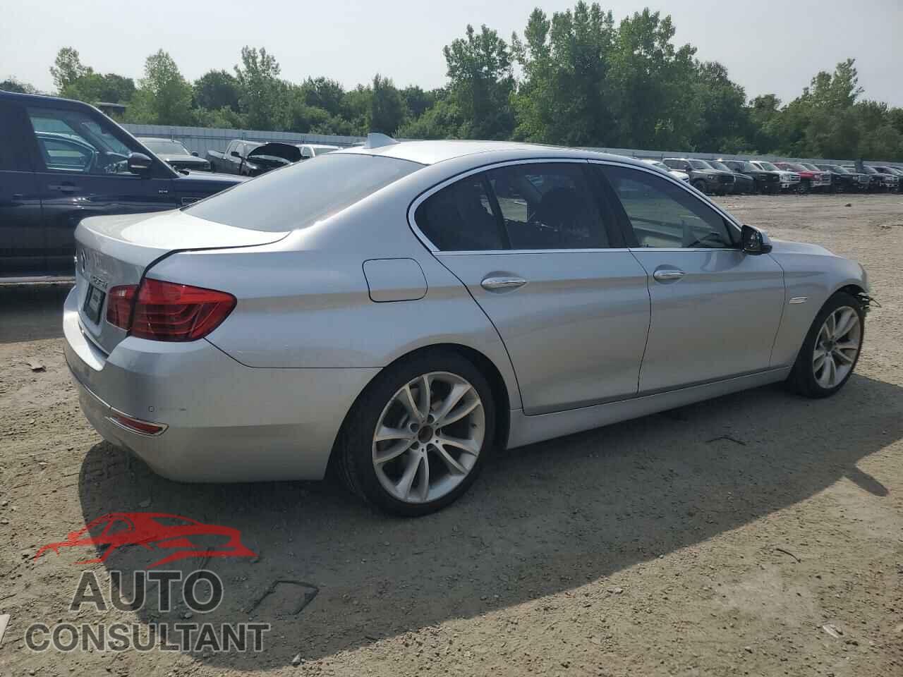 BMW 5 SERIES 2014 - WBA5B3C5XED530918