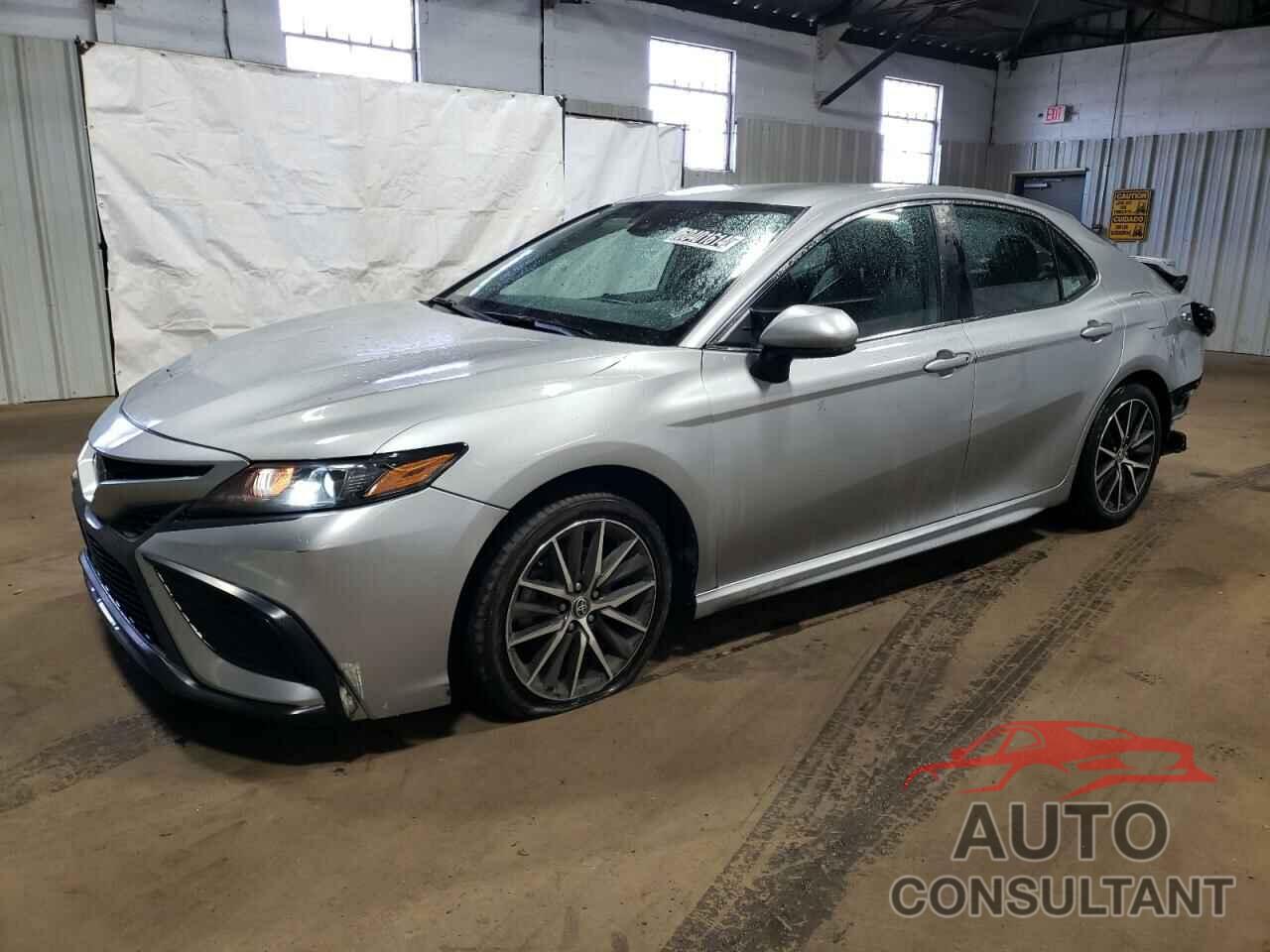 TOYOTA CAMRY 2021 - 4T1G11AK8MU440169