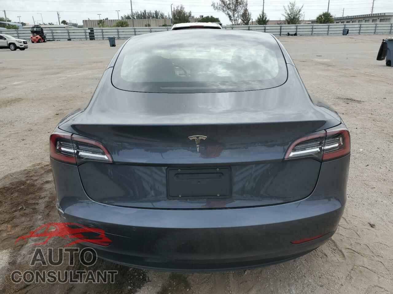 TESLA MODEL 3 2021 - 5YJ3E1EA0MF079392