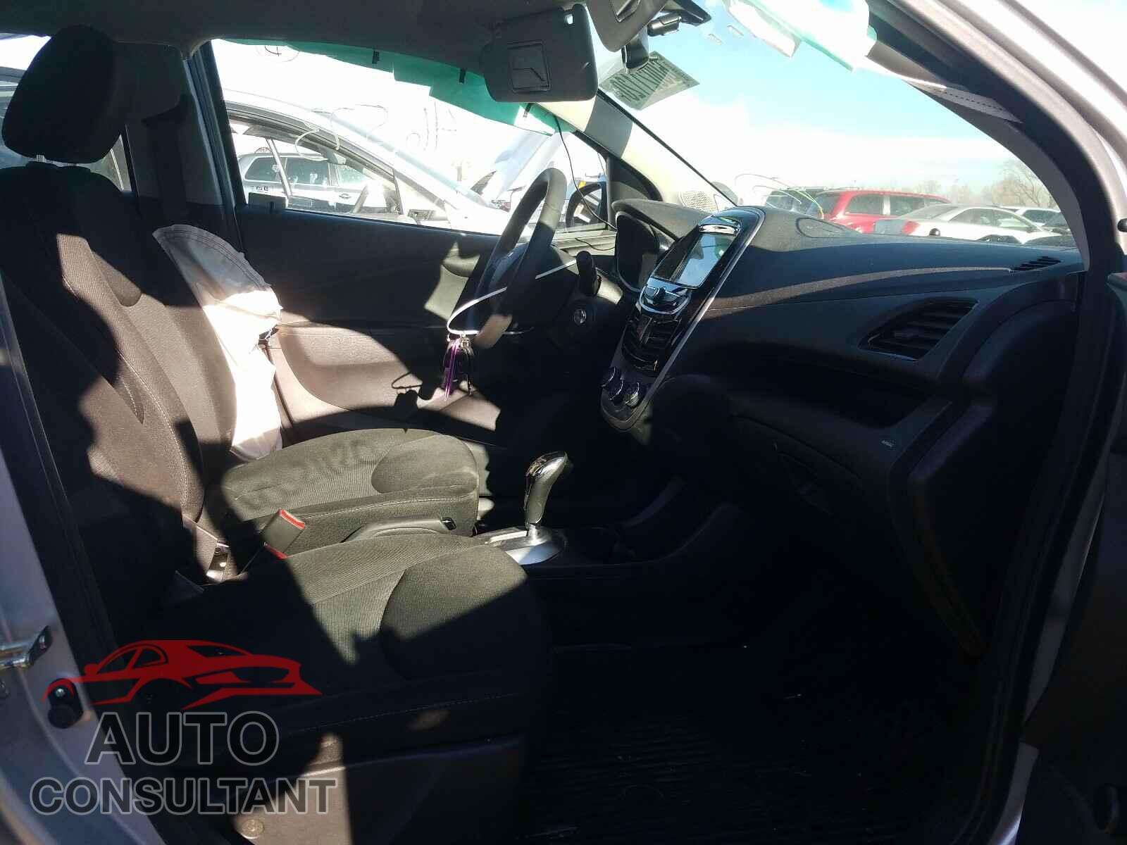 CHEVROLET SPARK 2017 - KL8CB6SA9HC840071