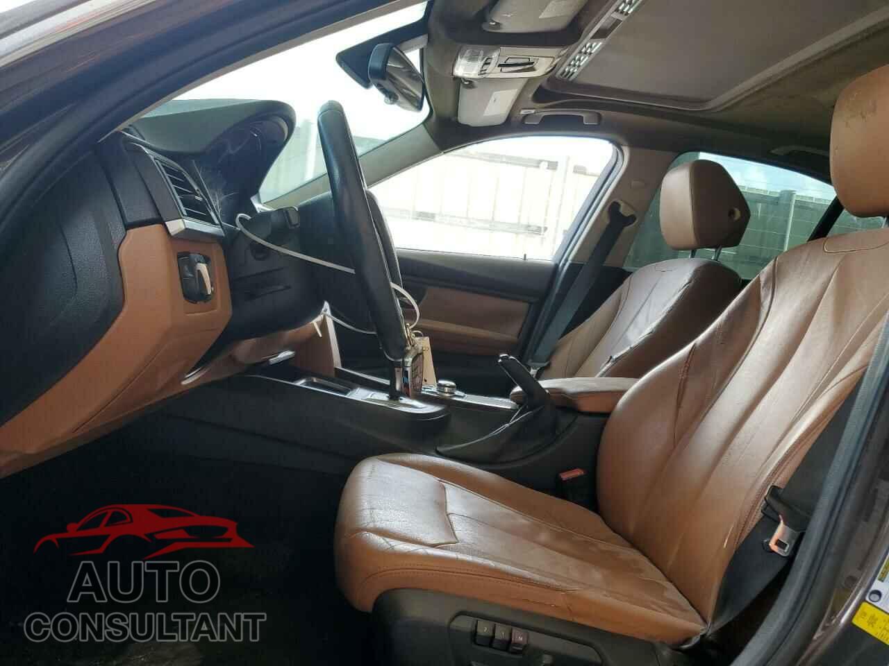 BMW 3 SERIES 2013 - WBA3A5C53DF356005
