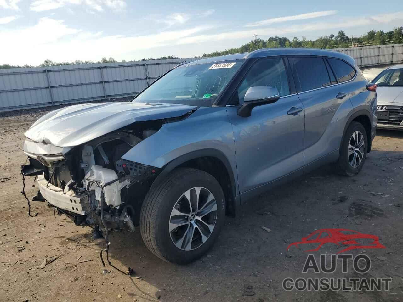 TOYOTA HIGHLANDER 2022 - 5TDGZRBH1NS243770