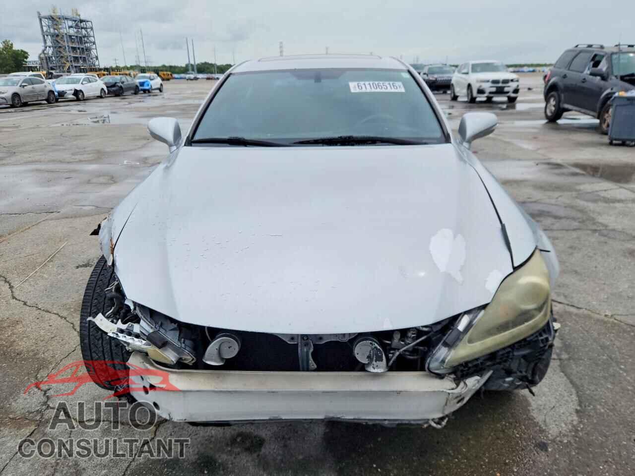 LEXUS IS 2013 - JTHBF5C22D5185323