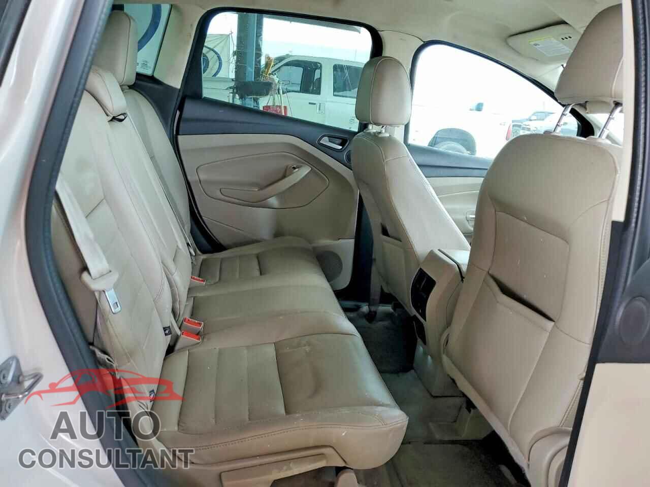 FORD CMAX 2015 - 1FADP5BU0FL121070