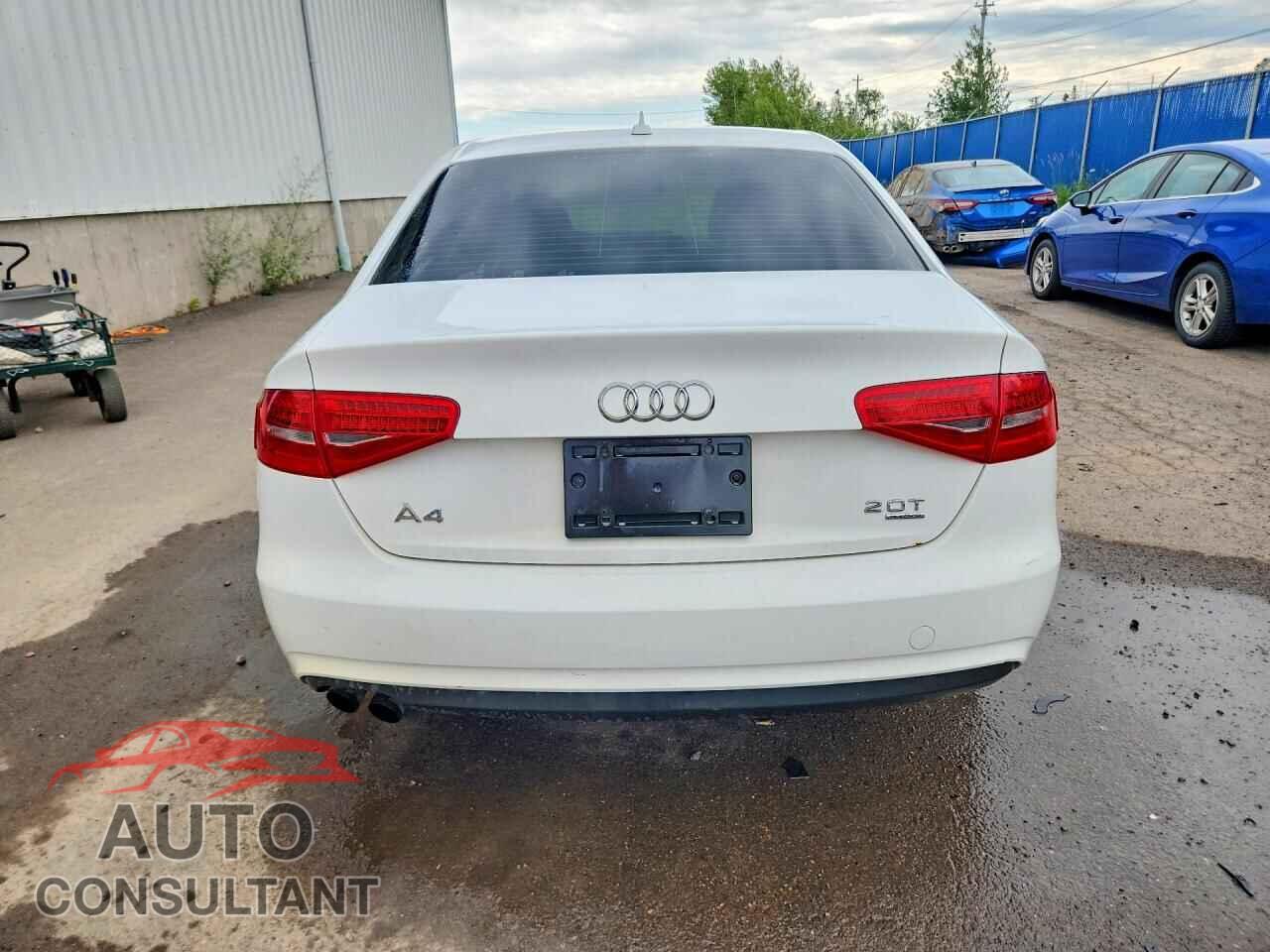 AUDI A4 2013 - WAUFFCFL8DN041297