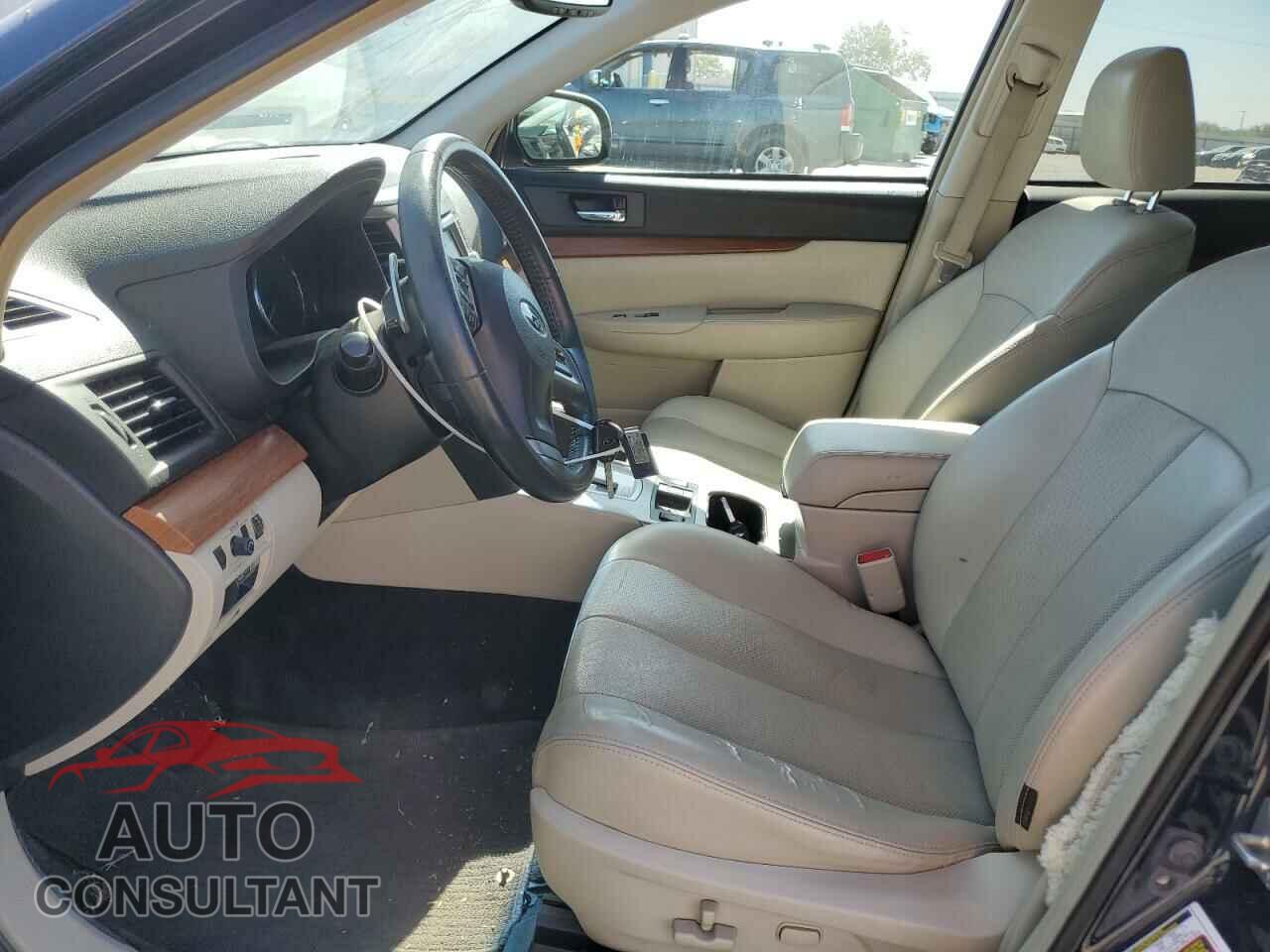 SUBARU OUTBACK 2014 - 4S4BRBLC1E3248842