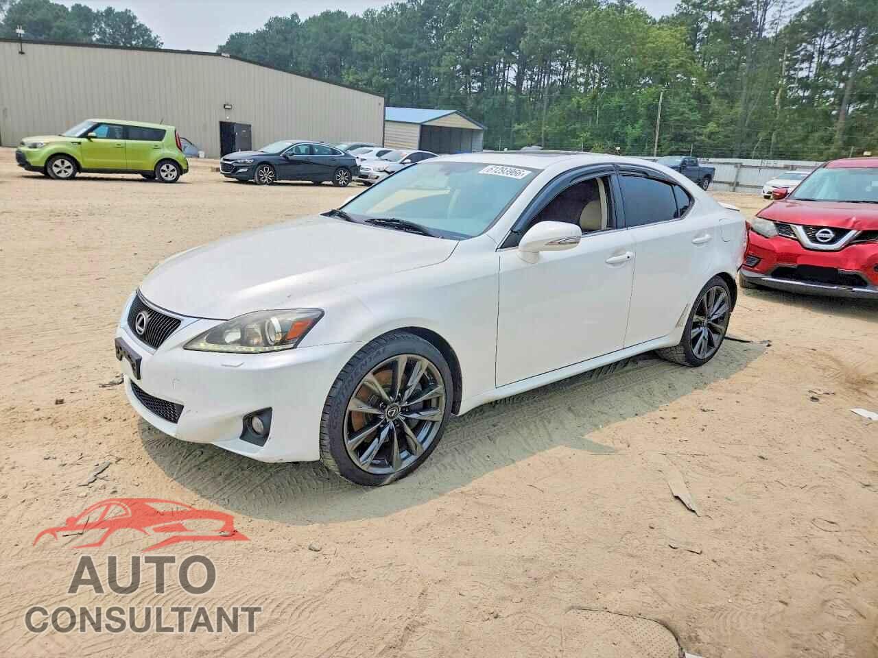 LEXUS IS 2011 - JTHCE5C23B5000989