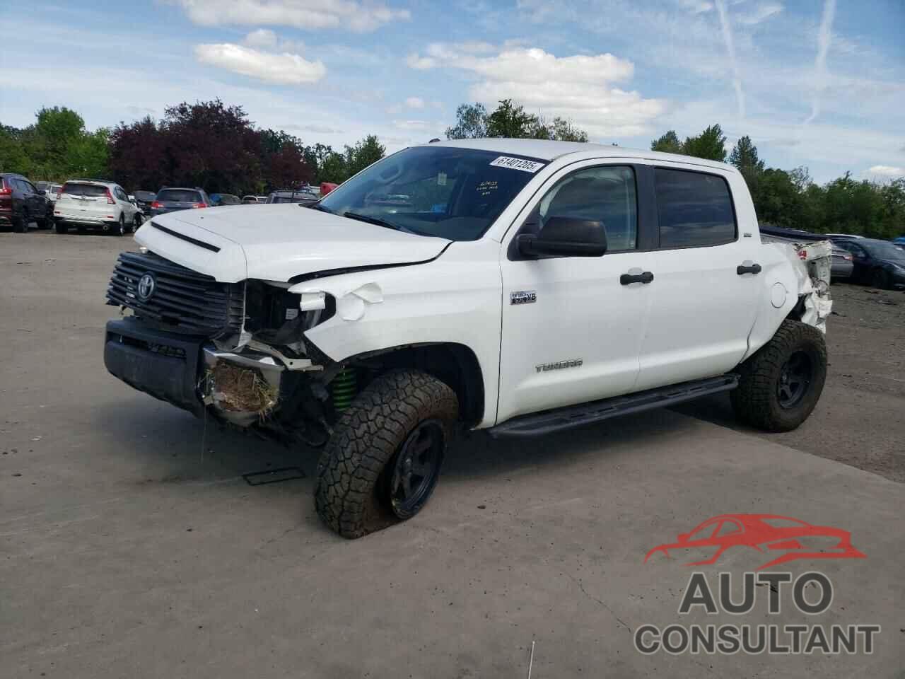 TOYOTA TUNDRA 2014 - 5TFDY5F16EX381021