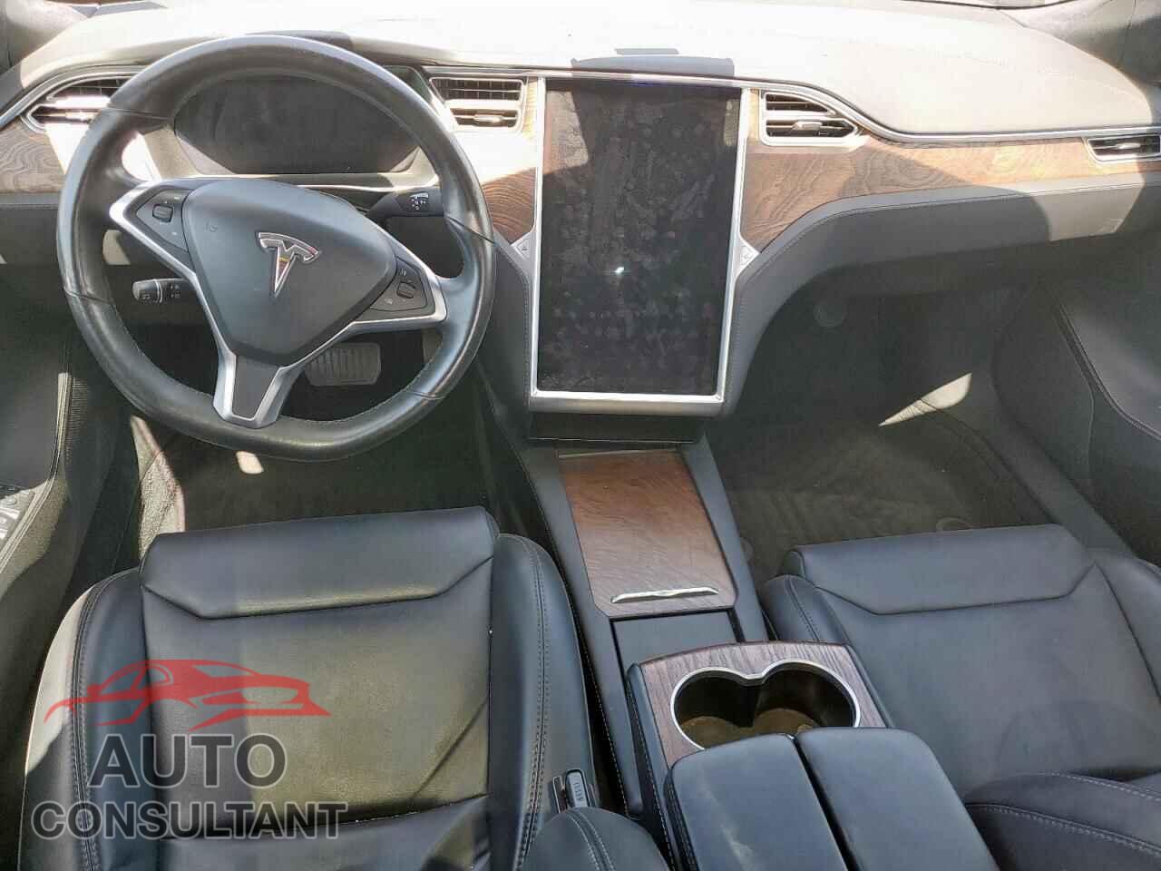 TESLA MODEL S 2018 - 5YJSA1E25JF235938