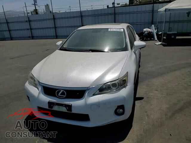 LEXUS CT 200 2013 - JTHKD5BH4D2131969