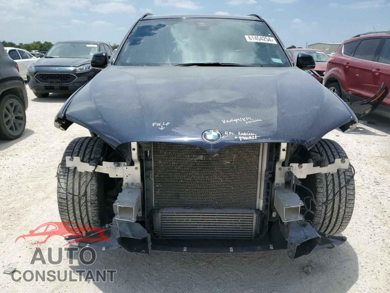 BMW X5 2017 - 5UXKR0C34H0V83879