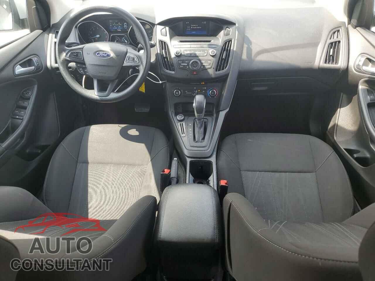FORD FOCUS 2017 - 1FADP3K24HL304672