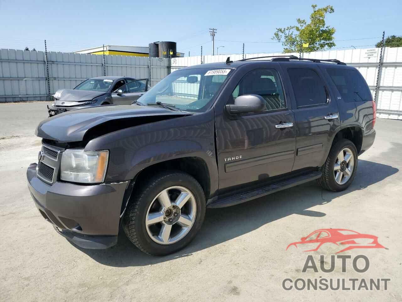 CHEVROLET TAHOE 2011 - 1GNSKBE09BR251354