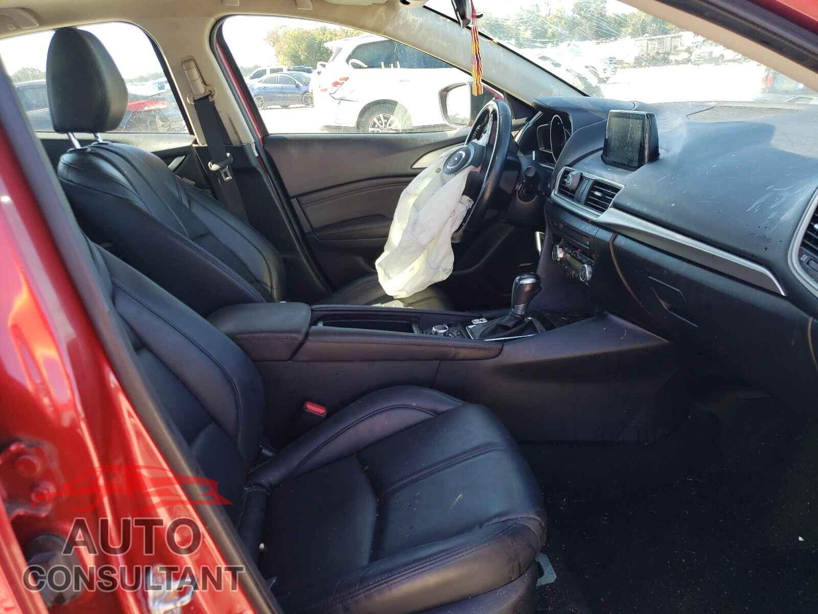 MAZDA 3 2017 - 3MZBN1V75HM123336