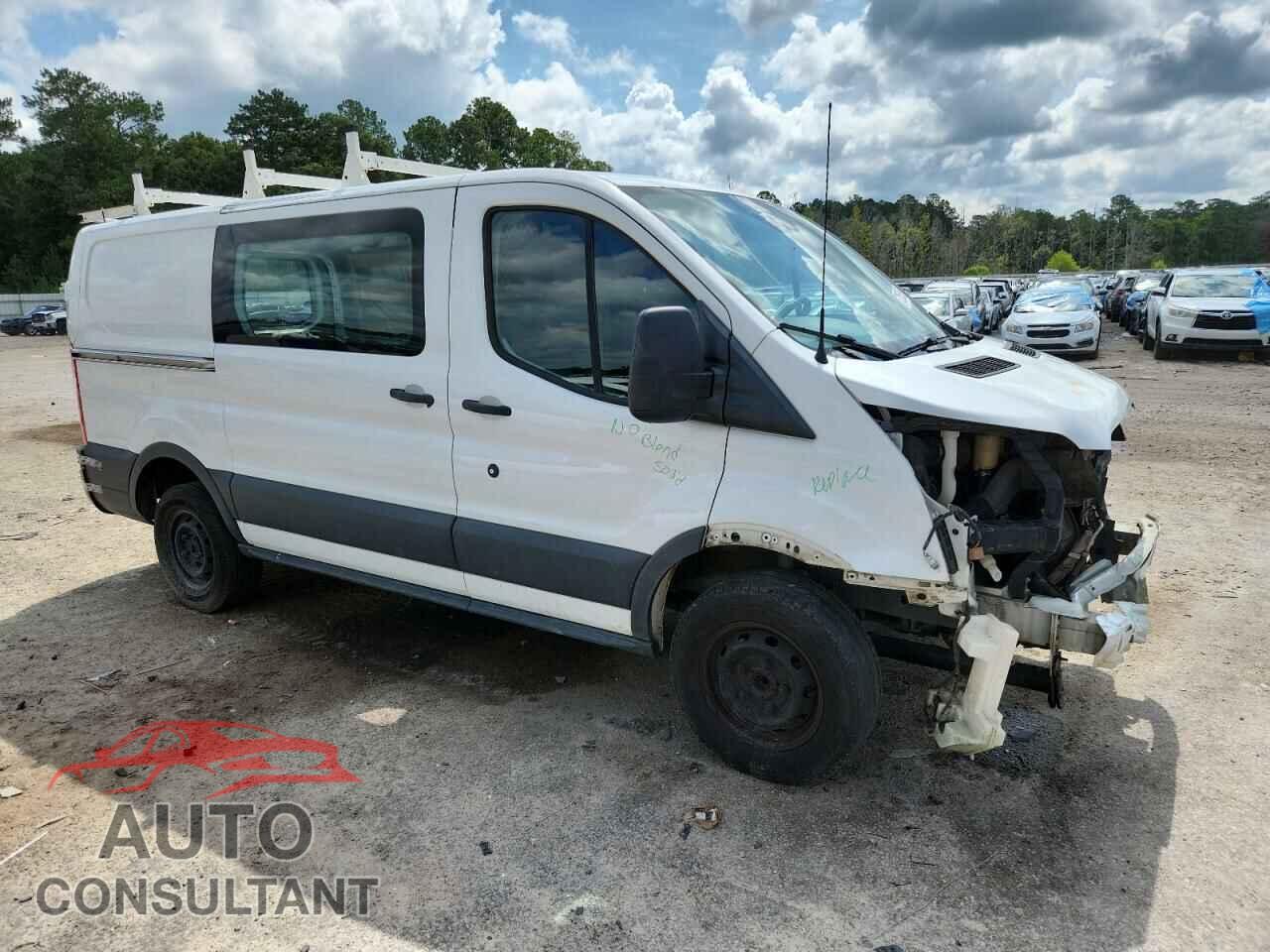 FORD TRANSIT 2018 - 1FTYR1YM7JKA99072