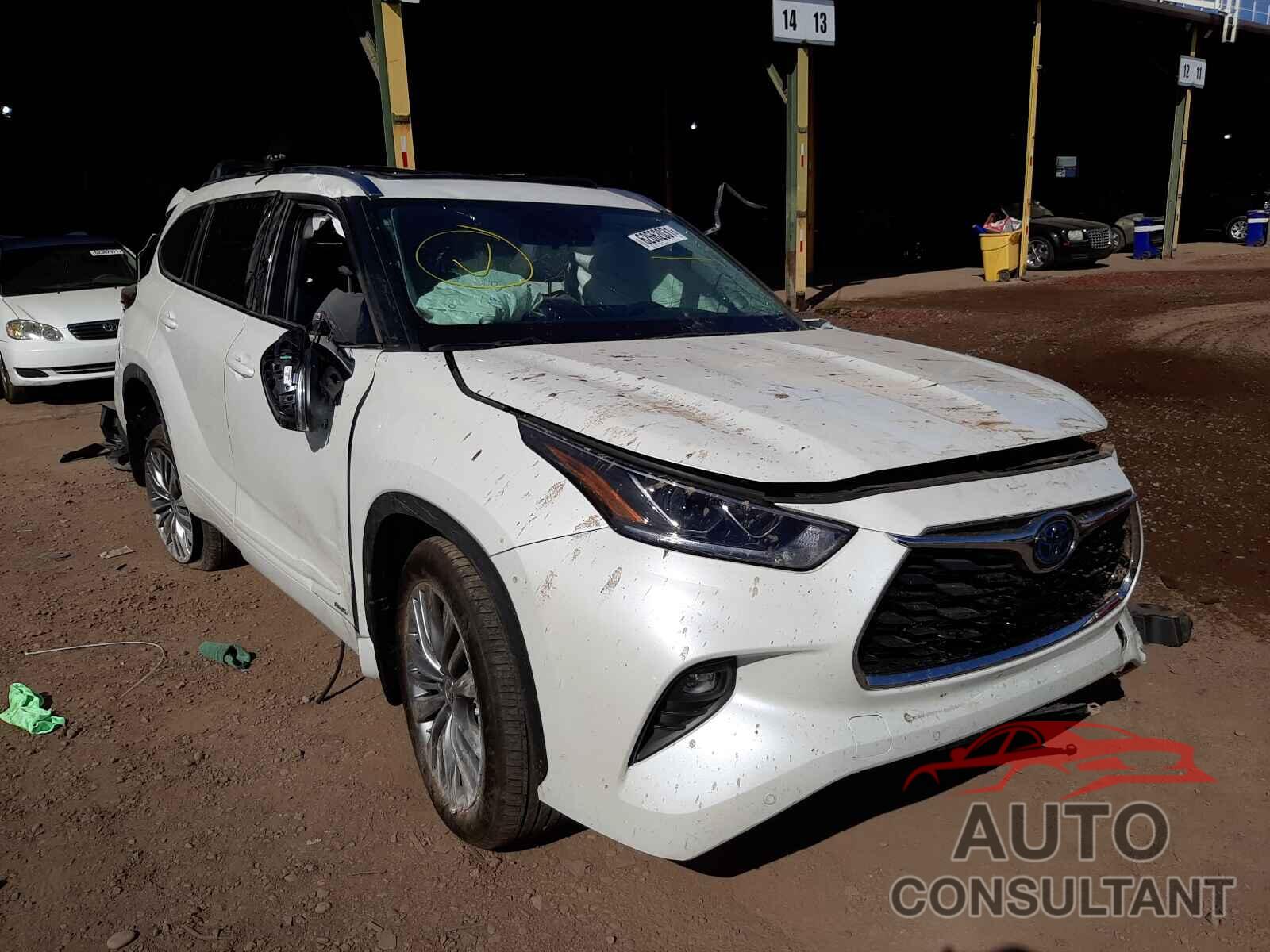TOYOTA HIGHLANDER 2021 - 5TDEBRCH5MS022262