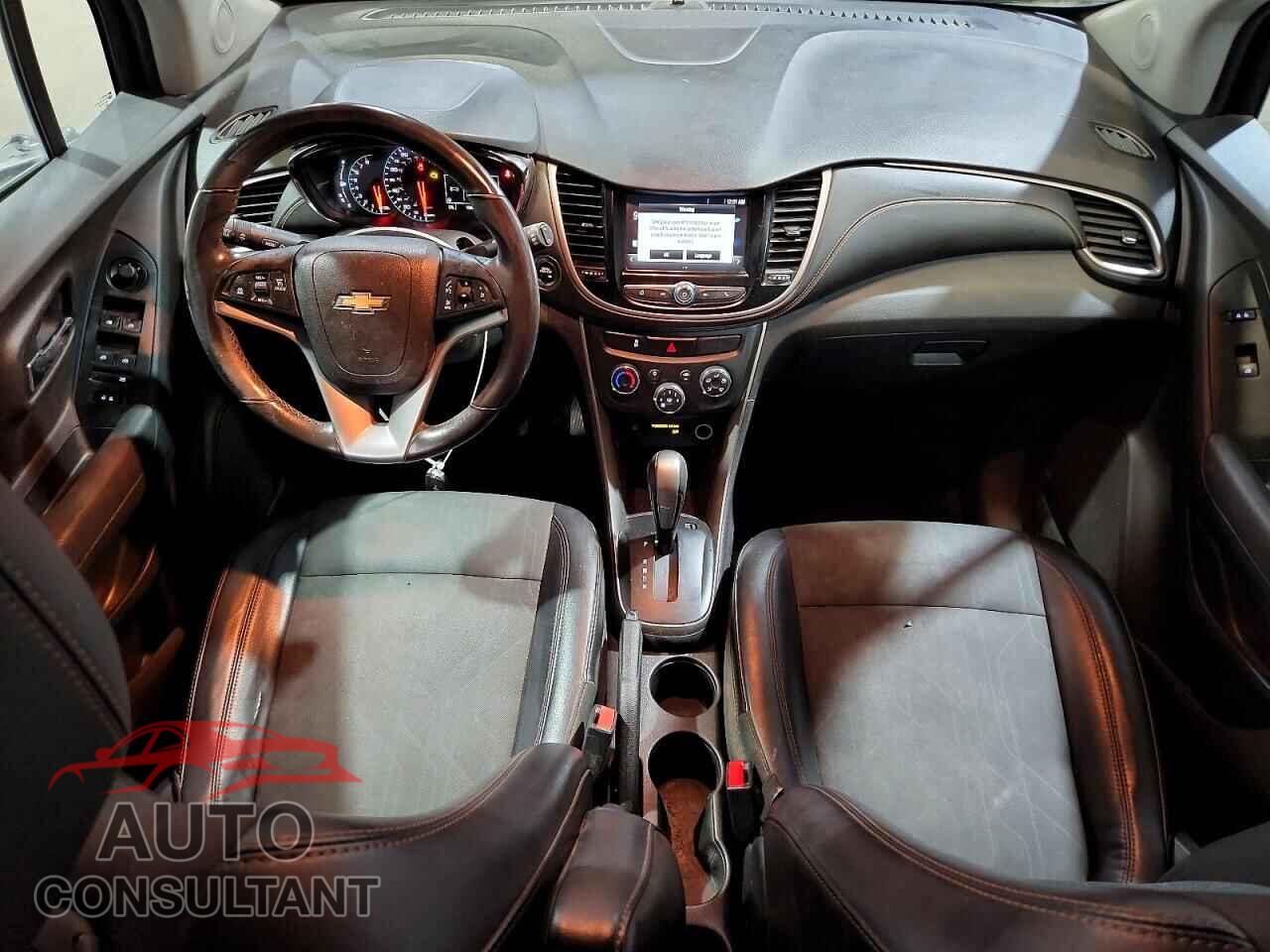 CHEVROLET TRAX 2017 - 3GNCJLSB3HL172801