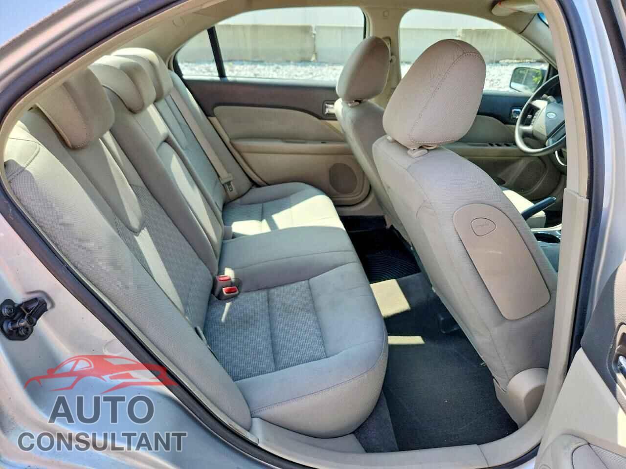 FORD FUSION 2010 - 3FAHP0GA3AR208488