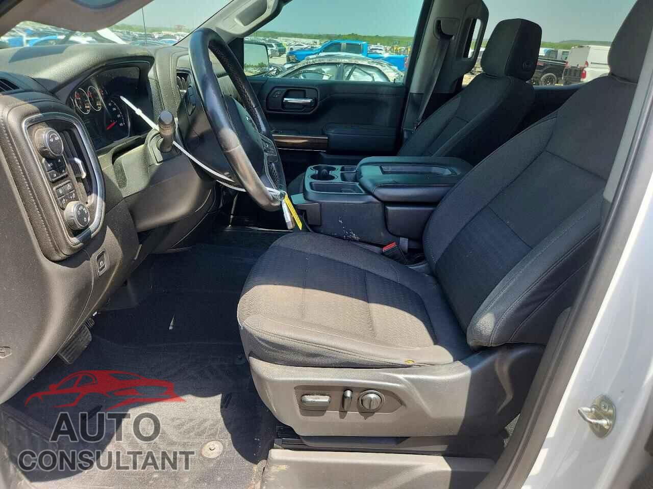 CHEVROLET SILVERADO 2020 - 3GCPYFED0LG405975