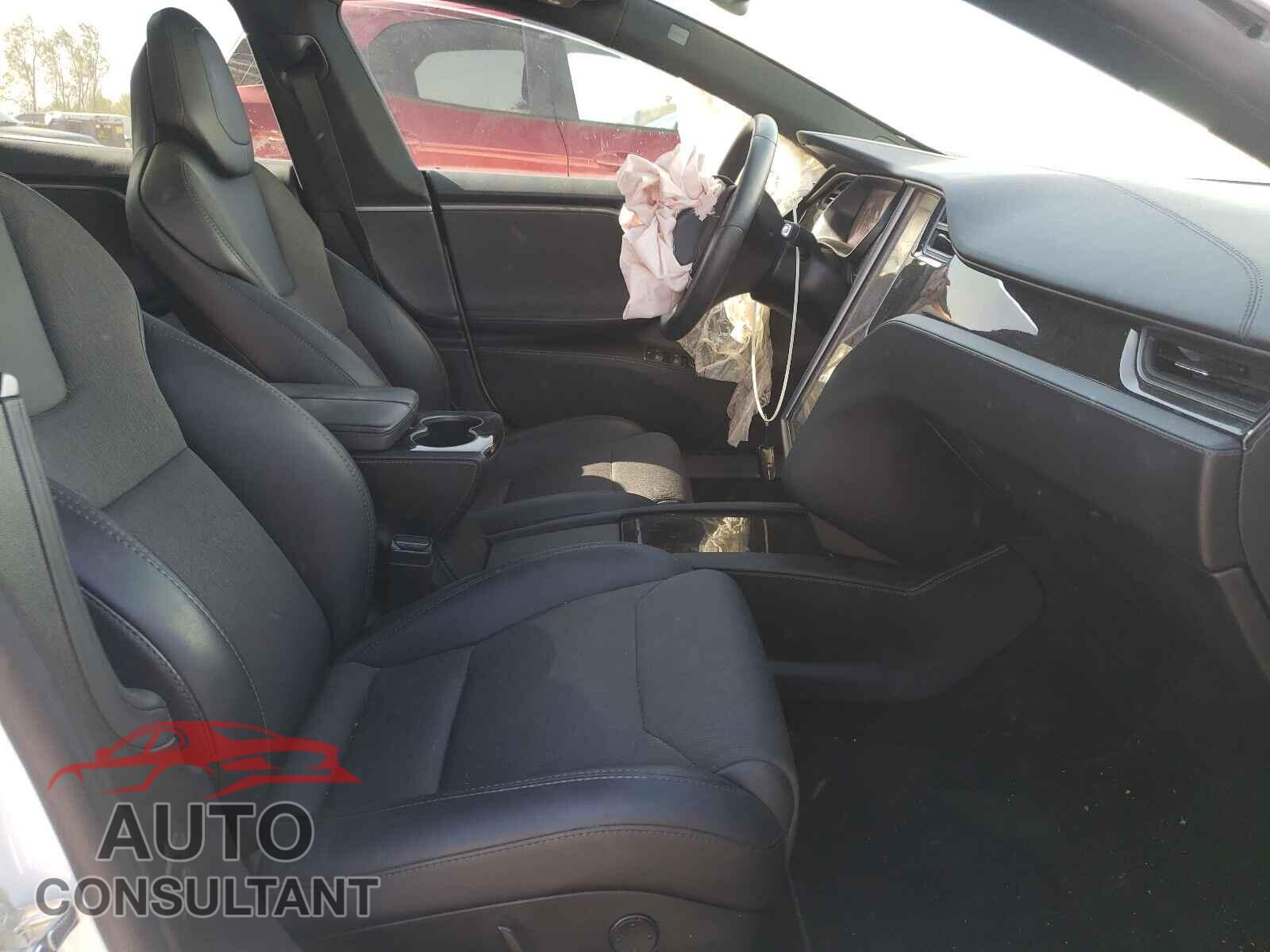 TESLA MODEL S 2018 - 5YJSA1E25JF281138