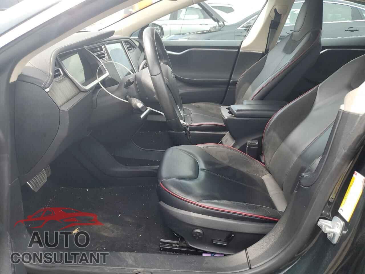 TESLA MODEL S 2013 - 5YJSA1DP0DFP26001