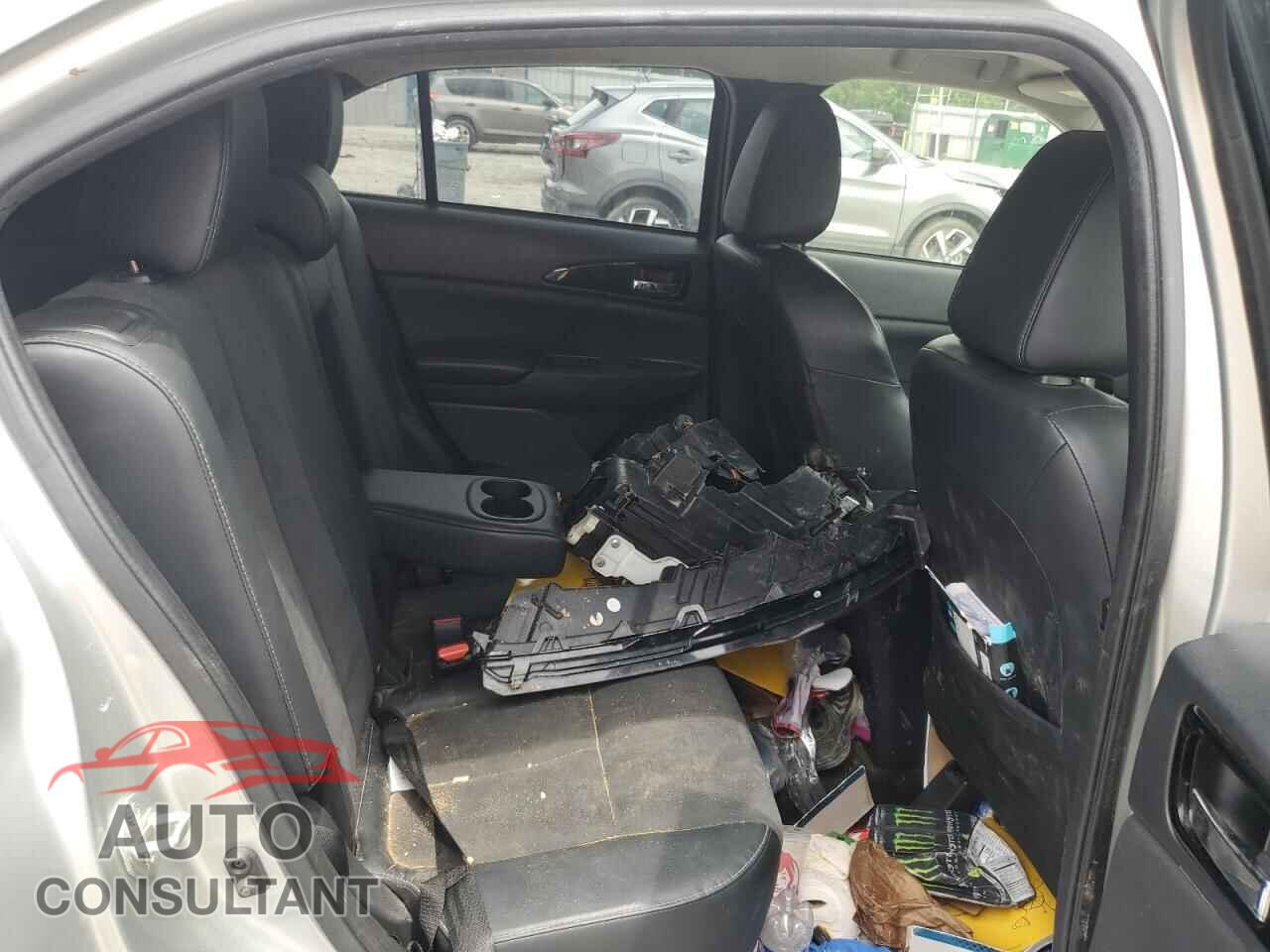 MITSUBISHI ECLIPSE 2023 - JA4ATWAA6PZ001384