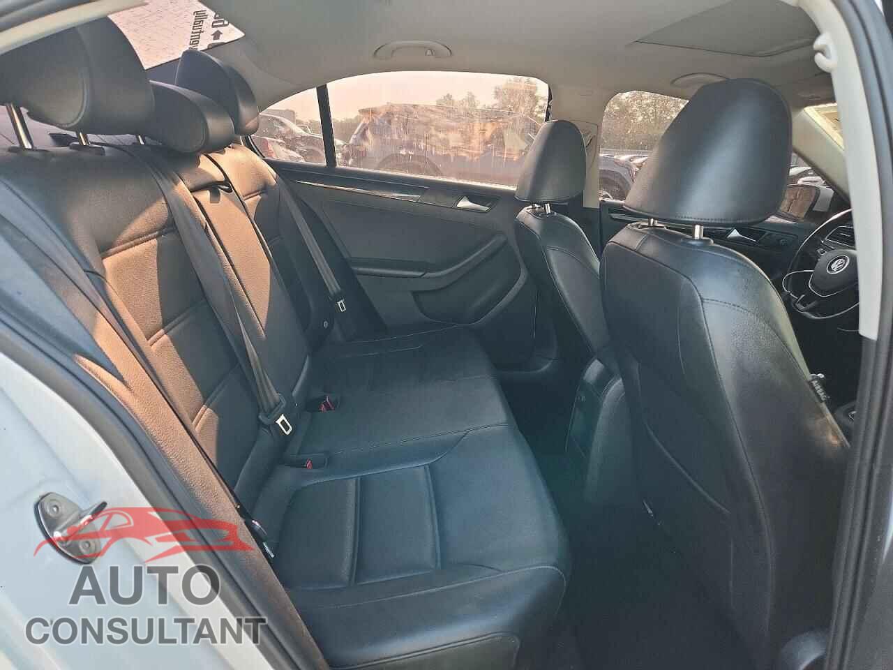 VOLKSWAGEN JETTA 2017 - 3VWL17AJ8HM399983