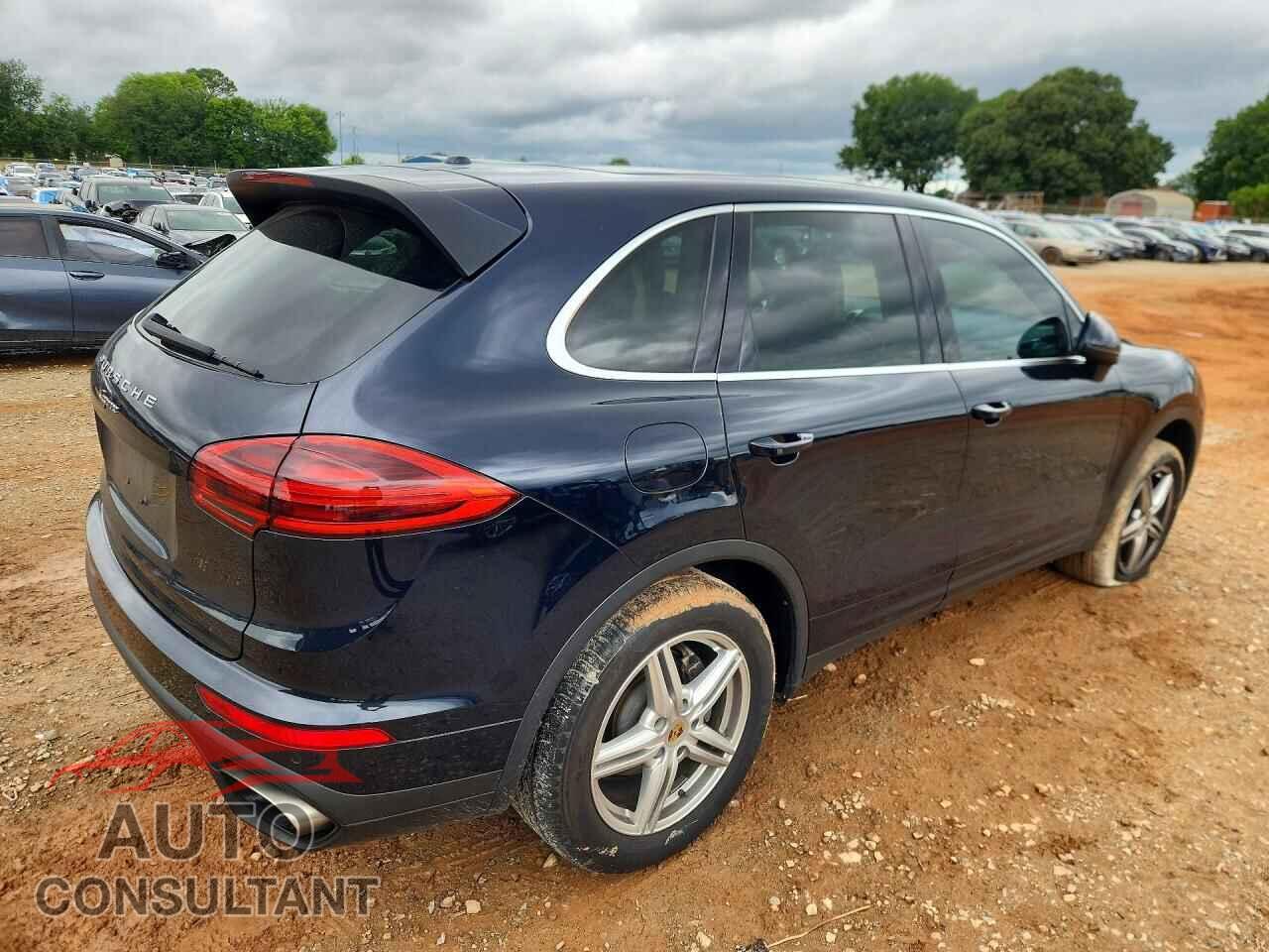 PORSCHE CAYENNE 2016 - WP1AA2A21GKA08814