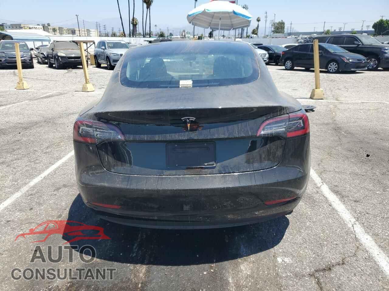 TESLA MODEL 3 2022 - 5YJ3E1EA5NF345345