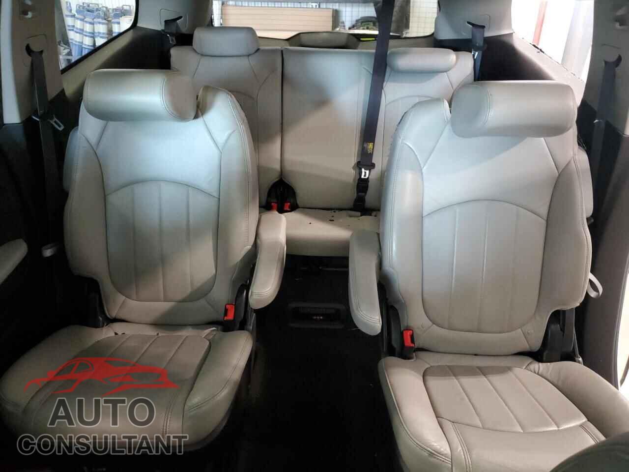 CHEVROLET TRAVERSE 2011 - 1GNKVLED9BJ181207