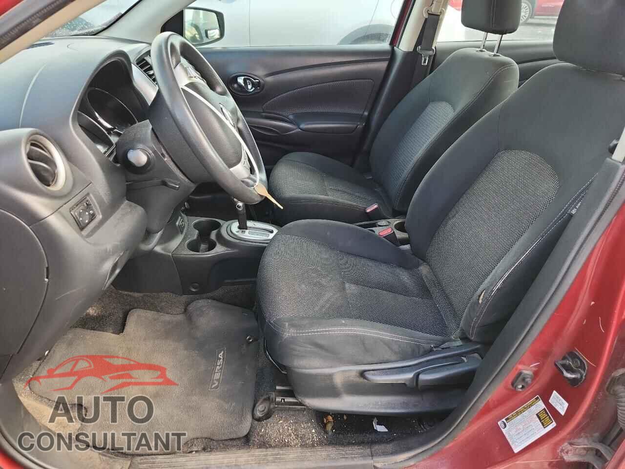 NISSAN VERSA 2019 - 3N1CN7AP3KL846909