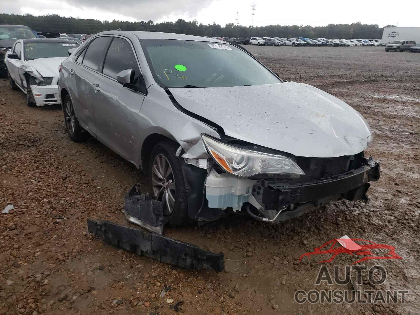 TOYOTA CAMRY 2016 - 4T4BF1FK2GR533266