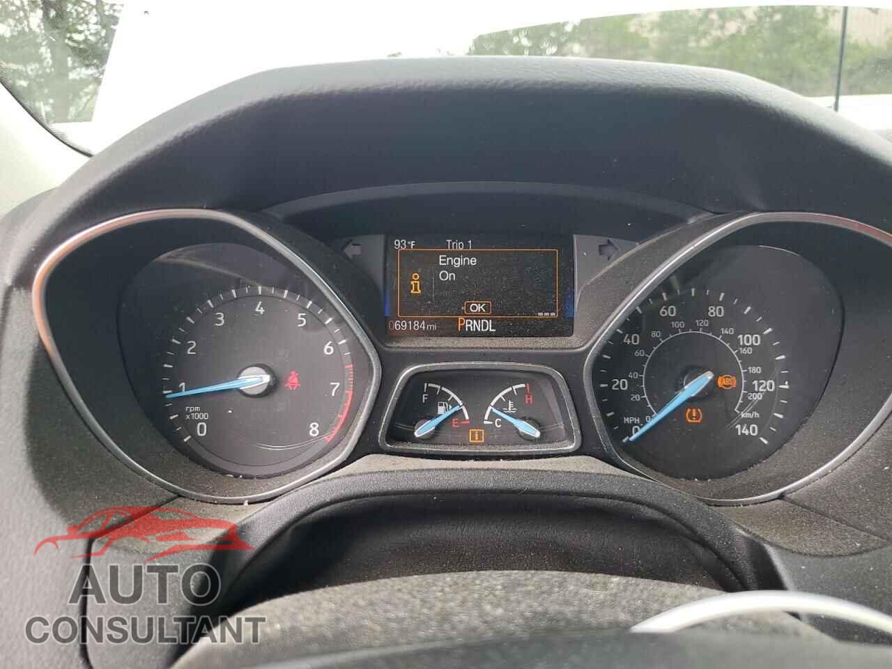 FORD FOCUS 2017 - 1FADP3K26HL335793