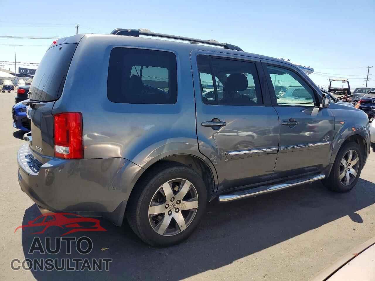 HONDA PILOT 2013 - 5FNYF3H97DB025488