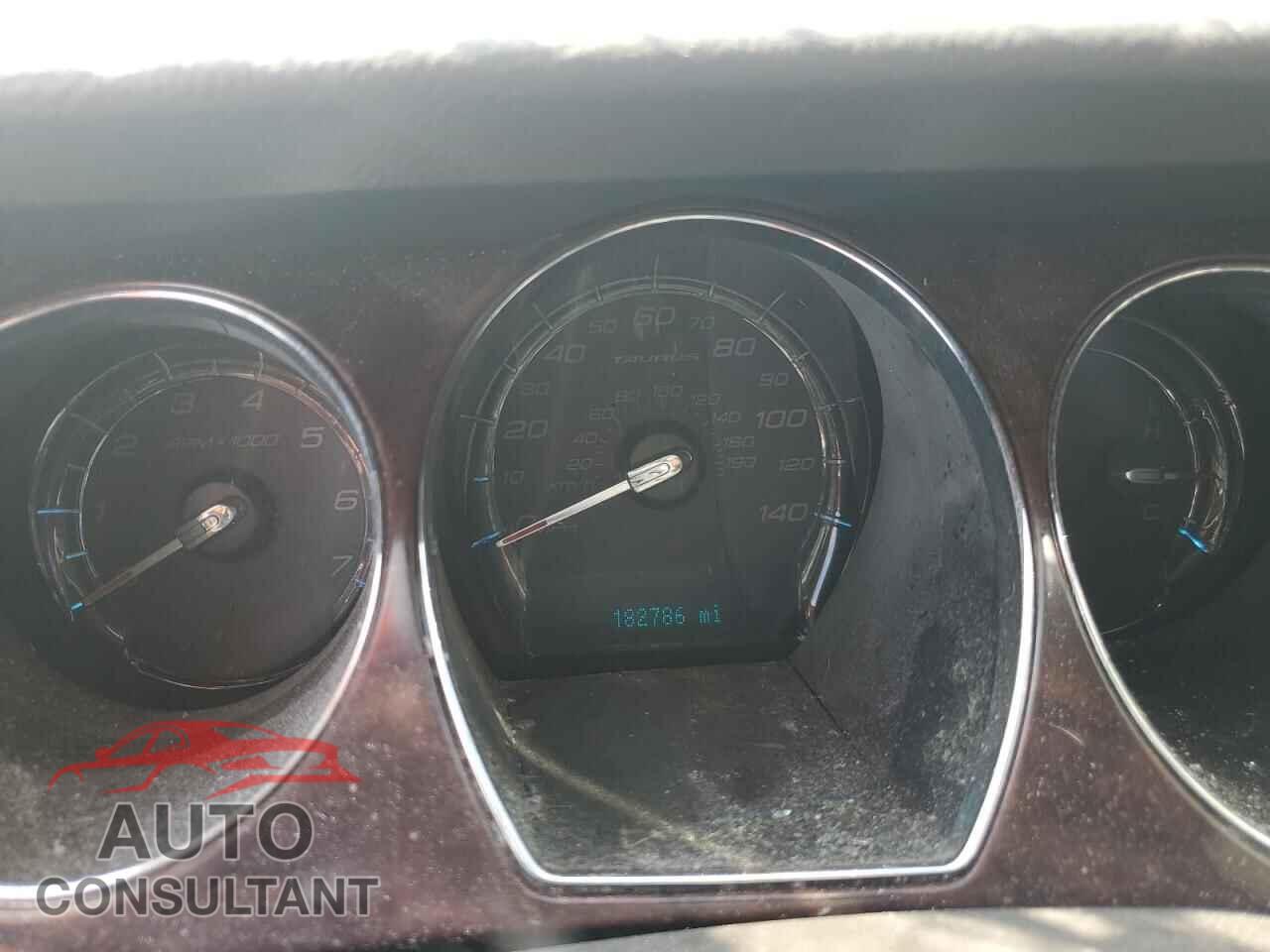 FORD TAURUS 2011 - 1FAHP2FW1BG117687